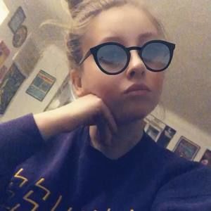 Meet your Posher, Jenna